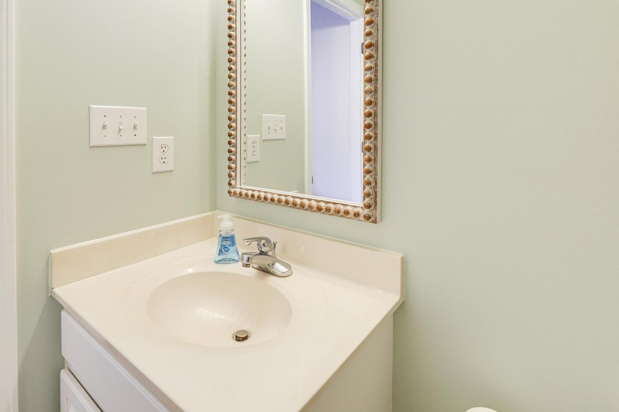 Well-Equipped Emerald Isle Townhome Pets Welcome! 외부 사진